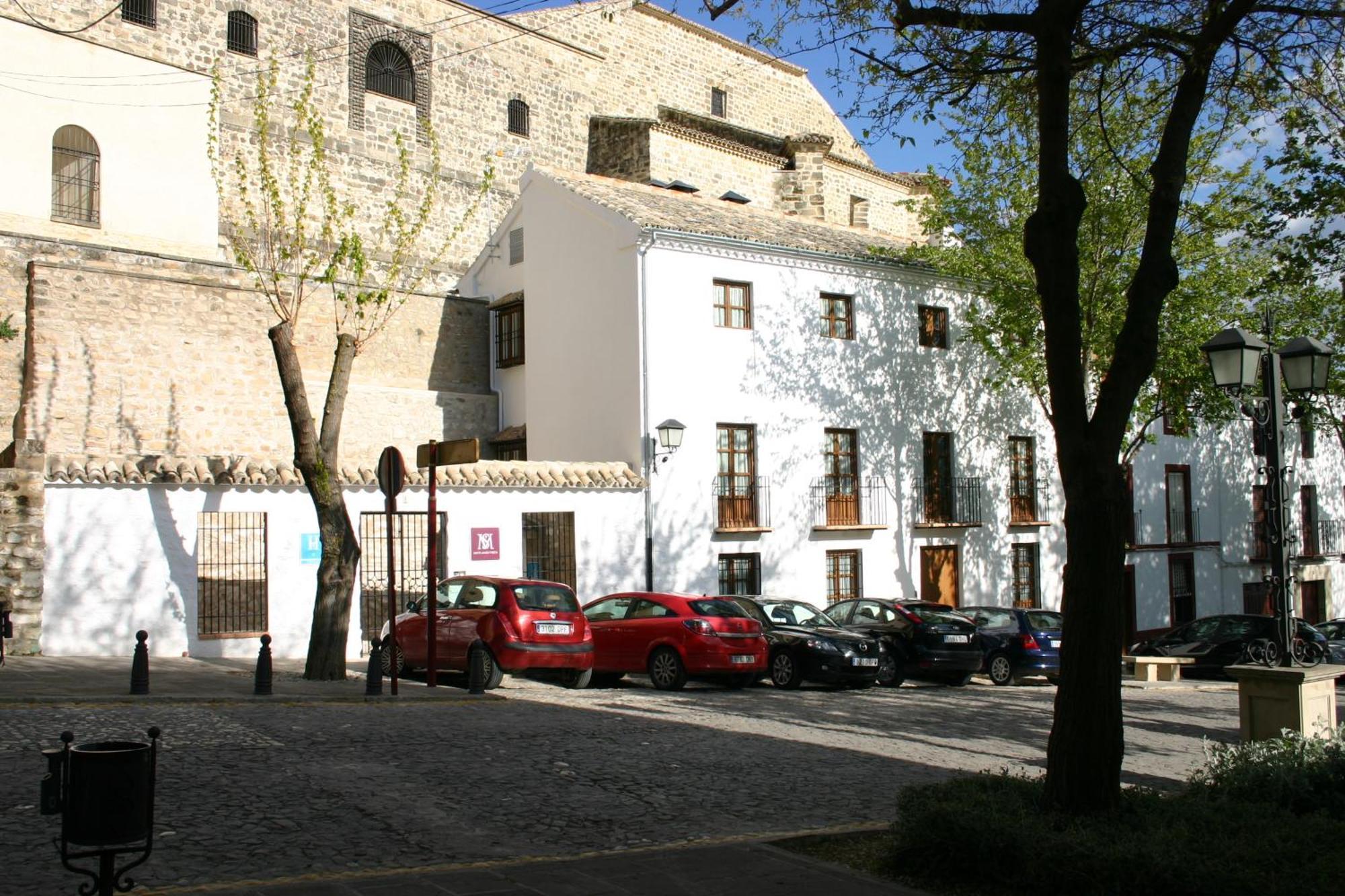 Hostal Santa Maria De Ubeda Extérieur photo